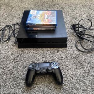 Sony PlayStation 4 (PS4) Console Bundle + Controller + 3 Games Tested & Working